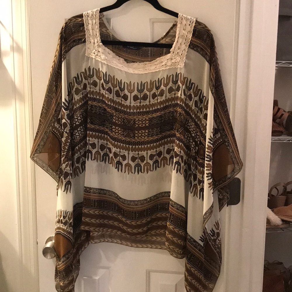 Cute printed tunic- short sleeve